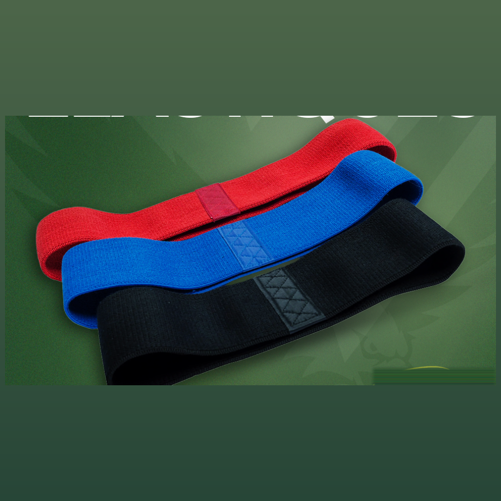 Trois bandes élastiques de résistance rouge, bleue et noire