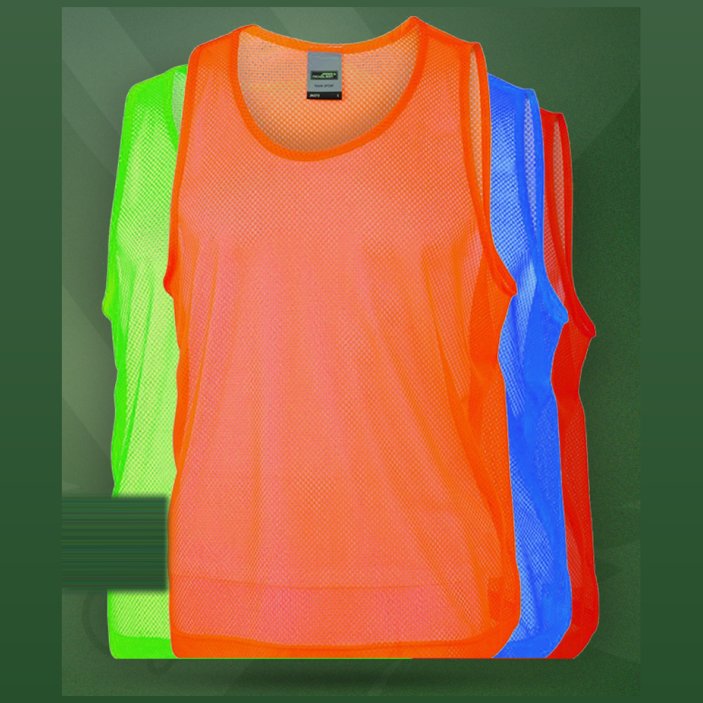 Chasubles d’entraînement vert, orange, bleu et rouge